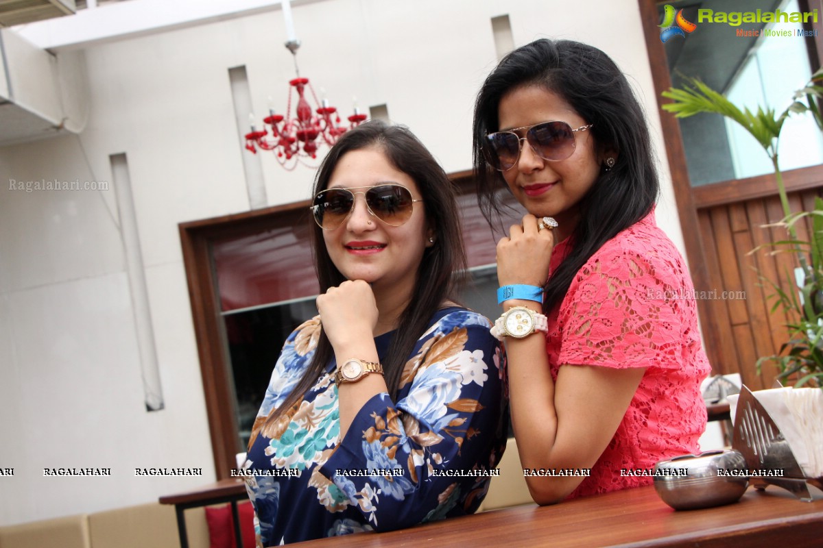 Party Hosted by Gunjan Kadakia and Vishal Naredi at OTM Sundowner, Hyderabad