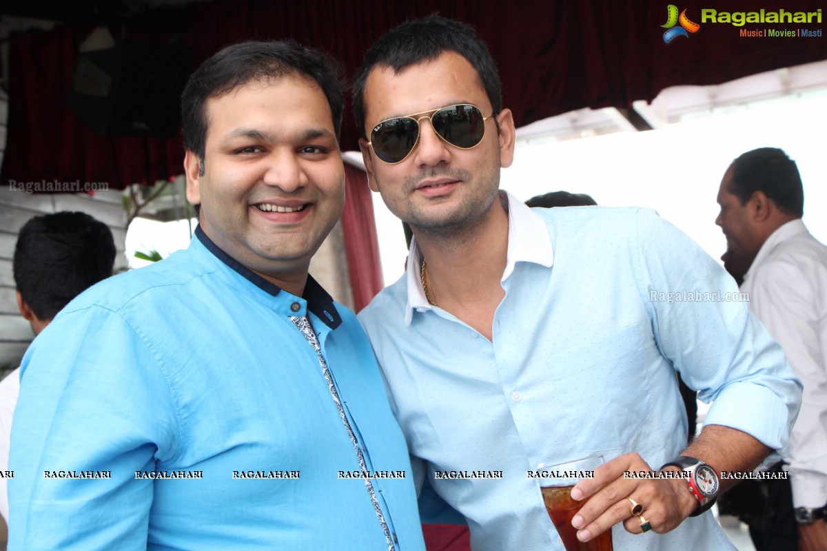 Party Hosted by Gunjan Kadakia and Vishal Naredi at OTM Sundowner, Hyderabad