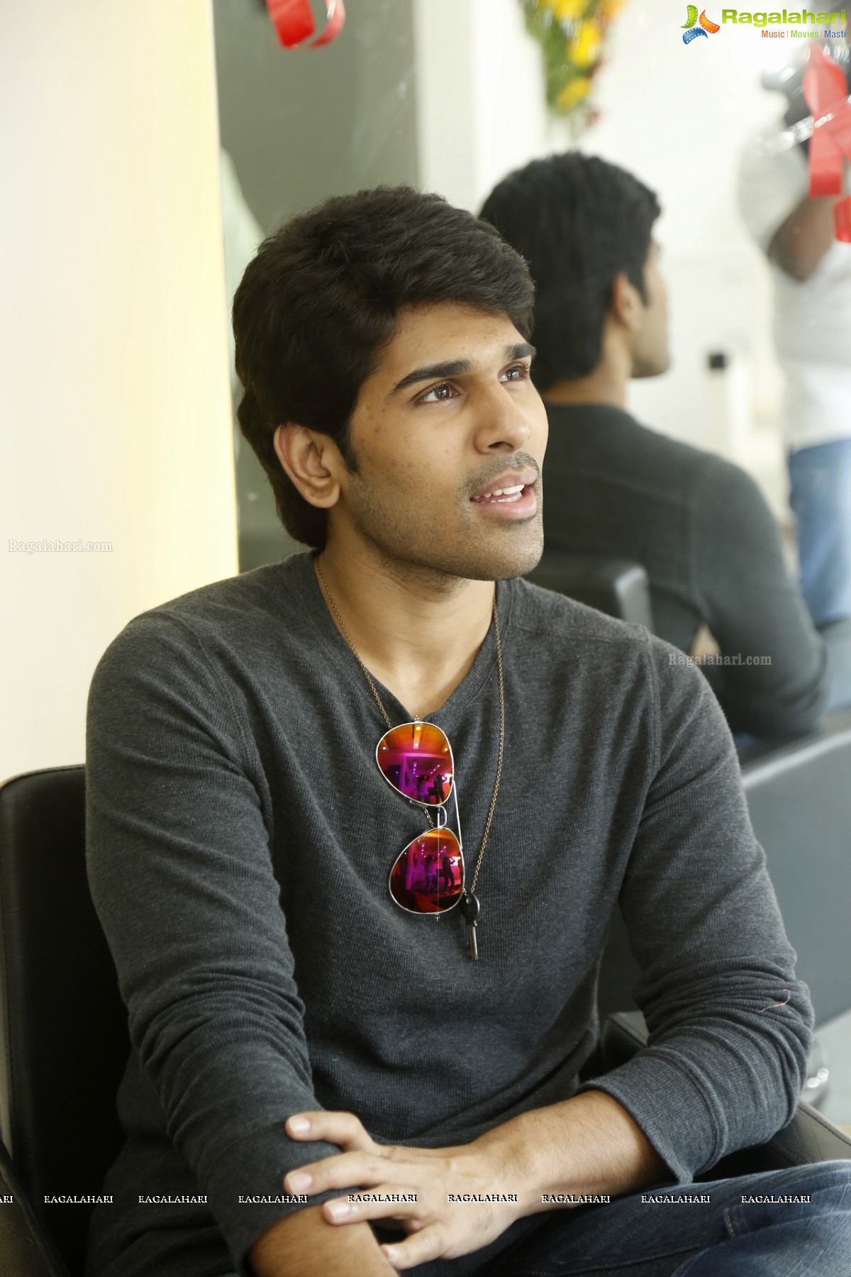 Allu Sirish launches Lush Salon