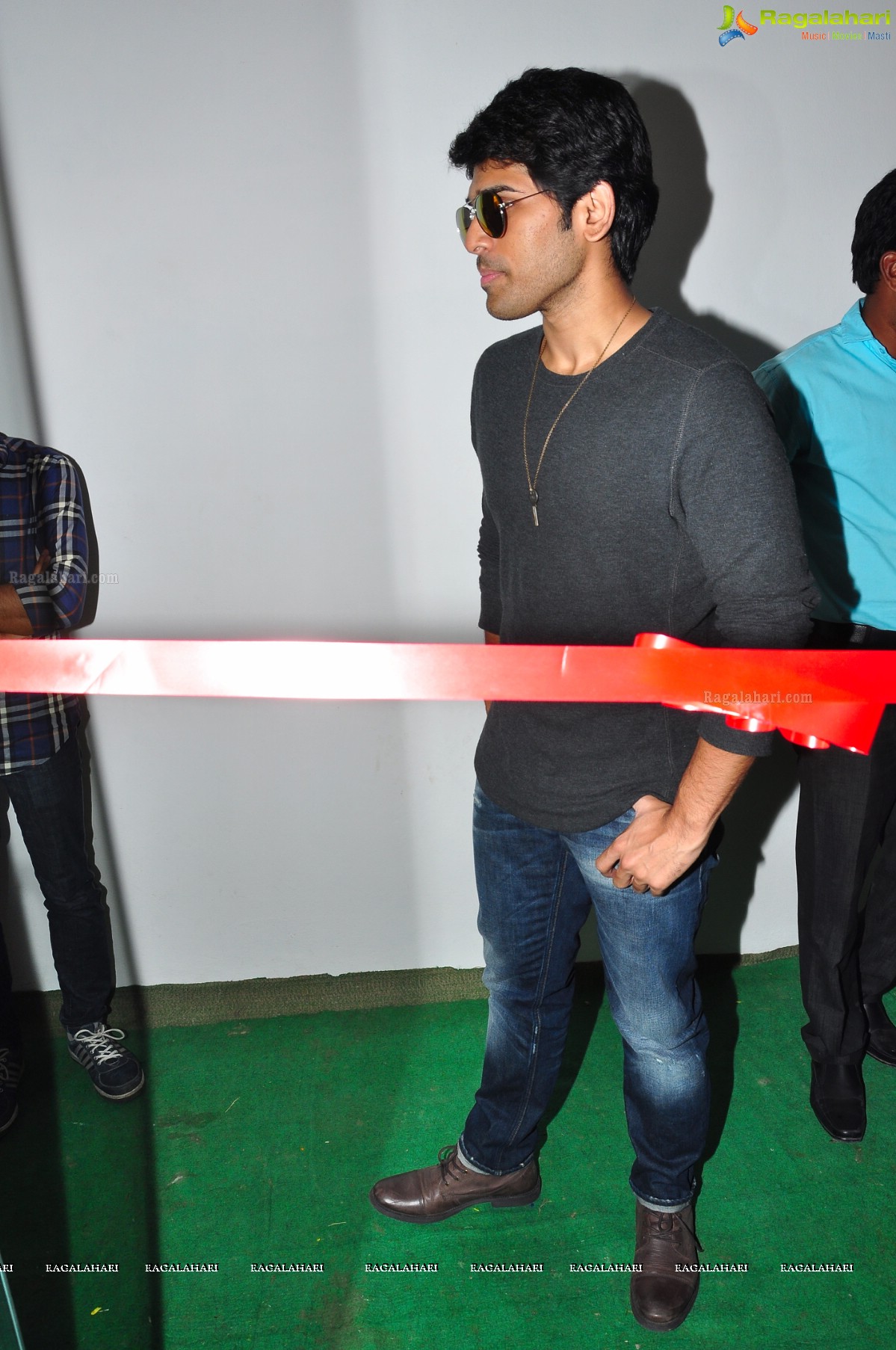 Allu Sirish launches Lush Salon