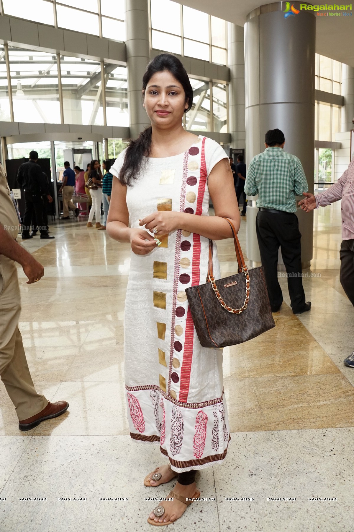 Madhurima launches Hi-Life - Luxury Designer Exhibition at Novotel, HICC (July 2015)