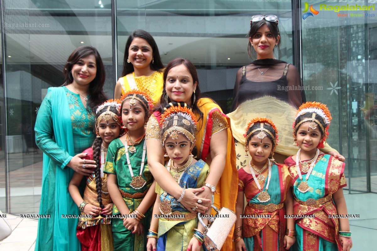 Mansi Gulatis Yoga and Mindfulness Book Launch at The Park