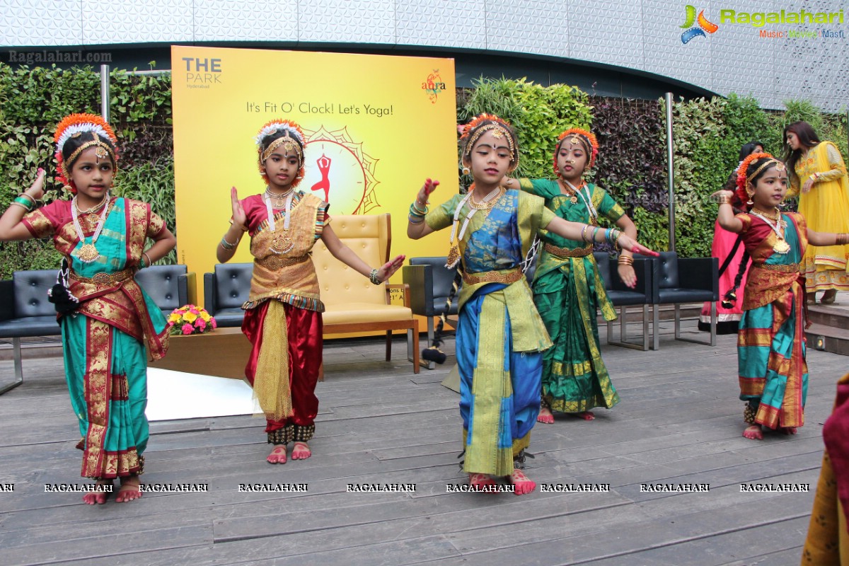 Mansi Gulatis Yoga and Mindfulness Book Launch at The Park