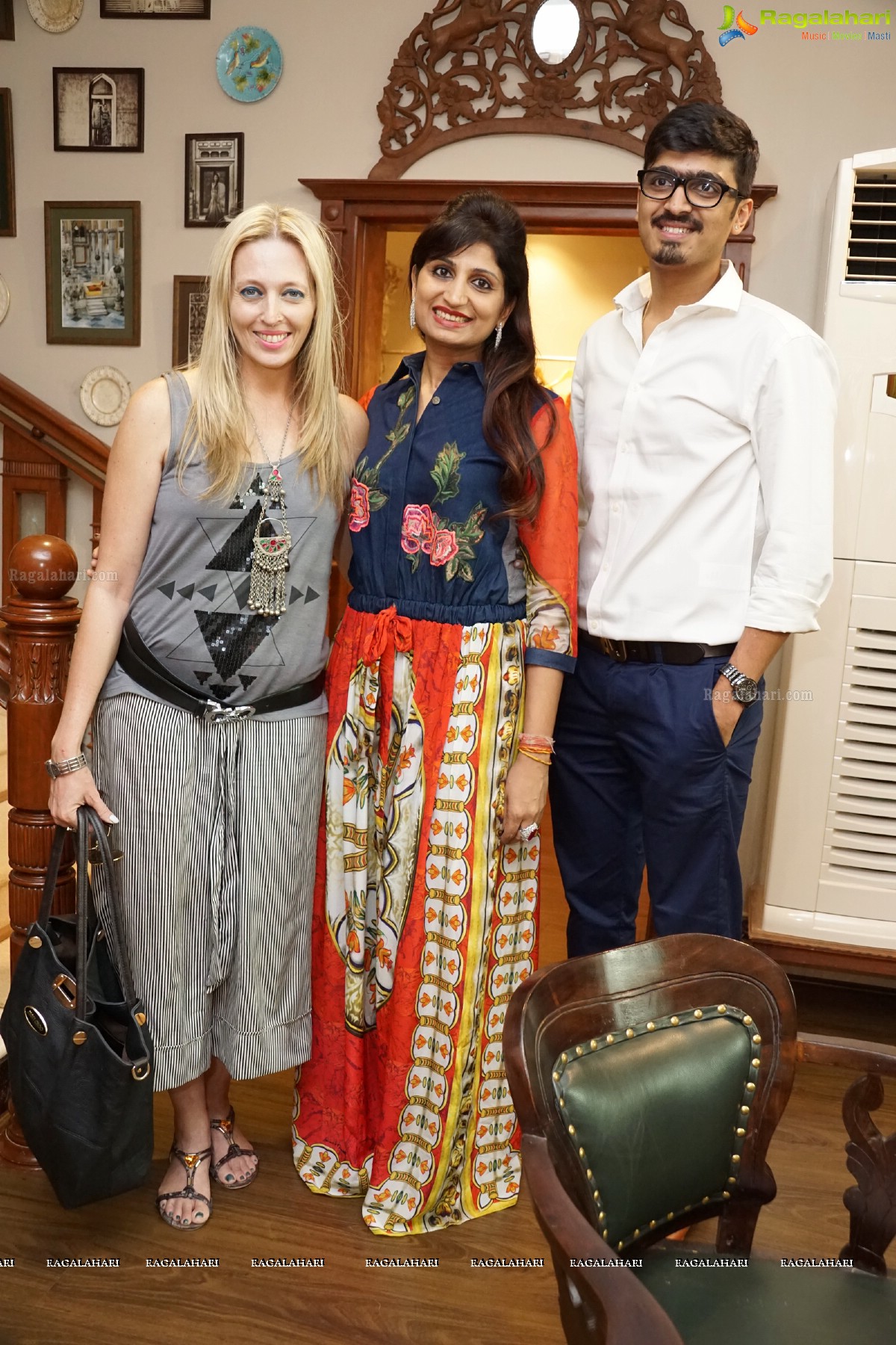 Monsoon Hi-Tea at Manomay Boutique (July 2015)