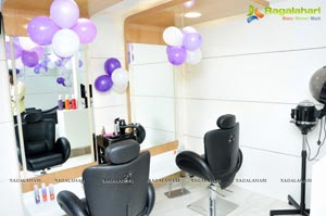 Naturals Family Salon