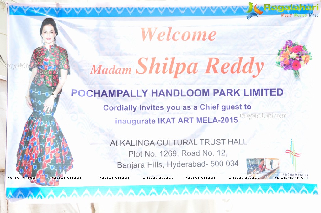Shilpa Reddy inaugurates Pochampally IKAT Art Mela
