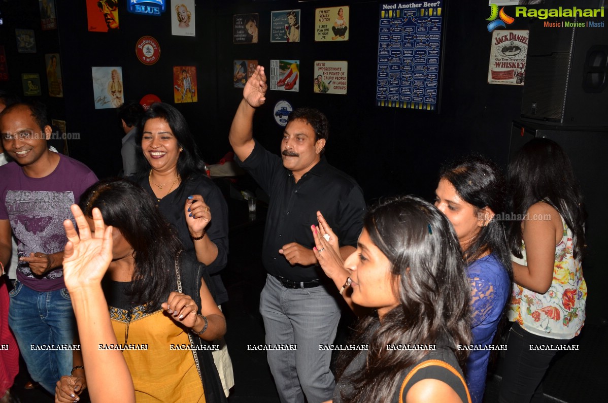 Rajeshwari Sainath - Vyshnavie Sainath Birthday Bash 2015 at Tap Quench Bar, Hyderabad