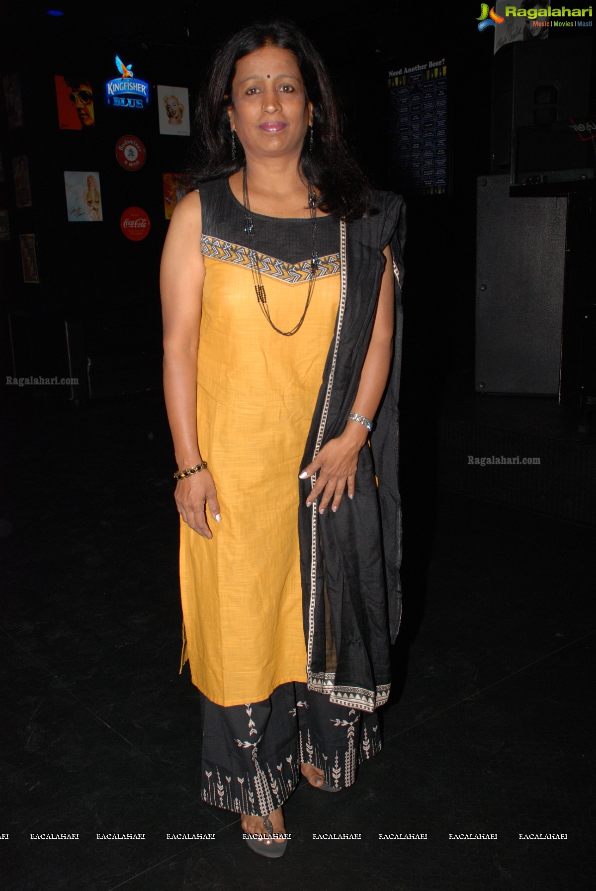 Rajeshwari Sainath - Vyshnavie Sainath Birthday Bash 2015 at Tap Quench Bar, Hyderabad