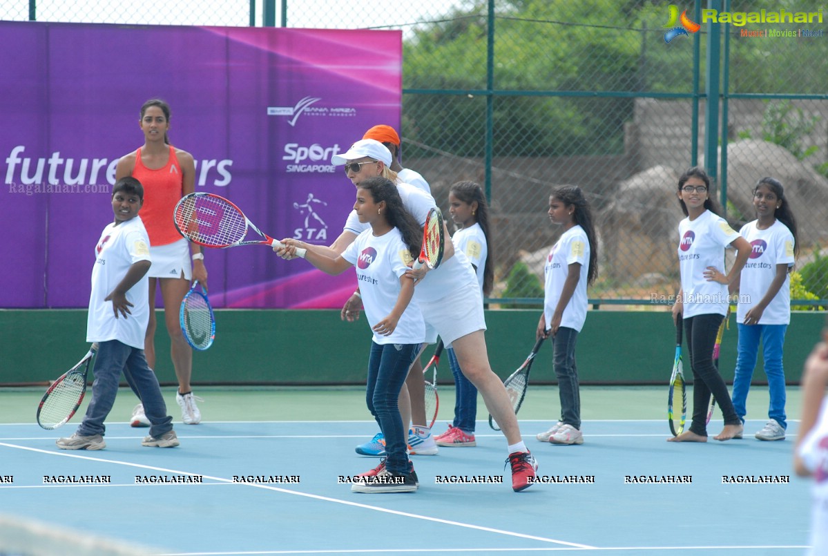 Sania Mirza-Martina Navratilova at WTA - The 'Future Stars Masterclass, Hyderabad