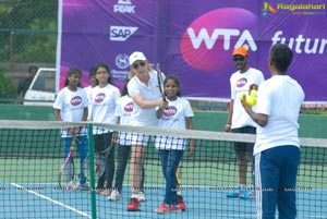 Sania Mirza-Martina Navratilova