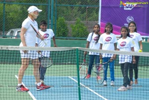 Sania Mirza-Martina Navratilova