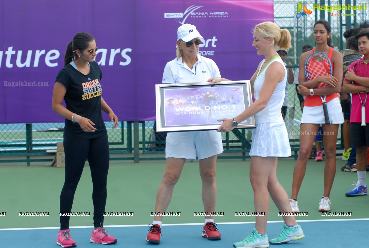 Sania Mirza-Martina Navratilova at WTA - The 'Future Stars Masterclass, Hyderabad