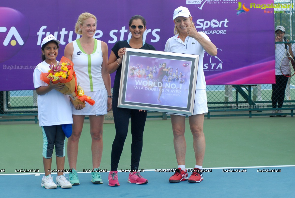 Sania Mirza-Martina Navratilova at WTA - The 'Future Stars Masterclass, Hyderabad