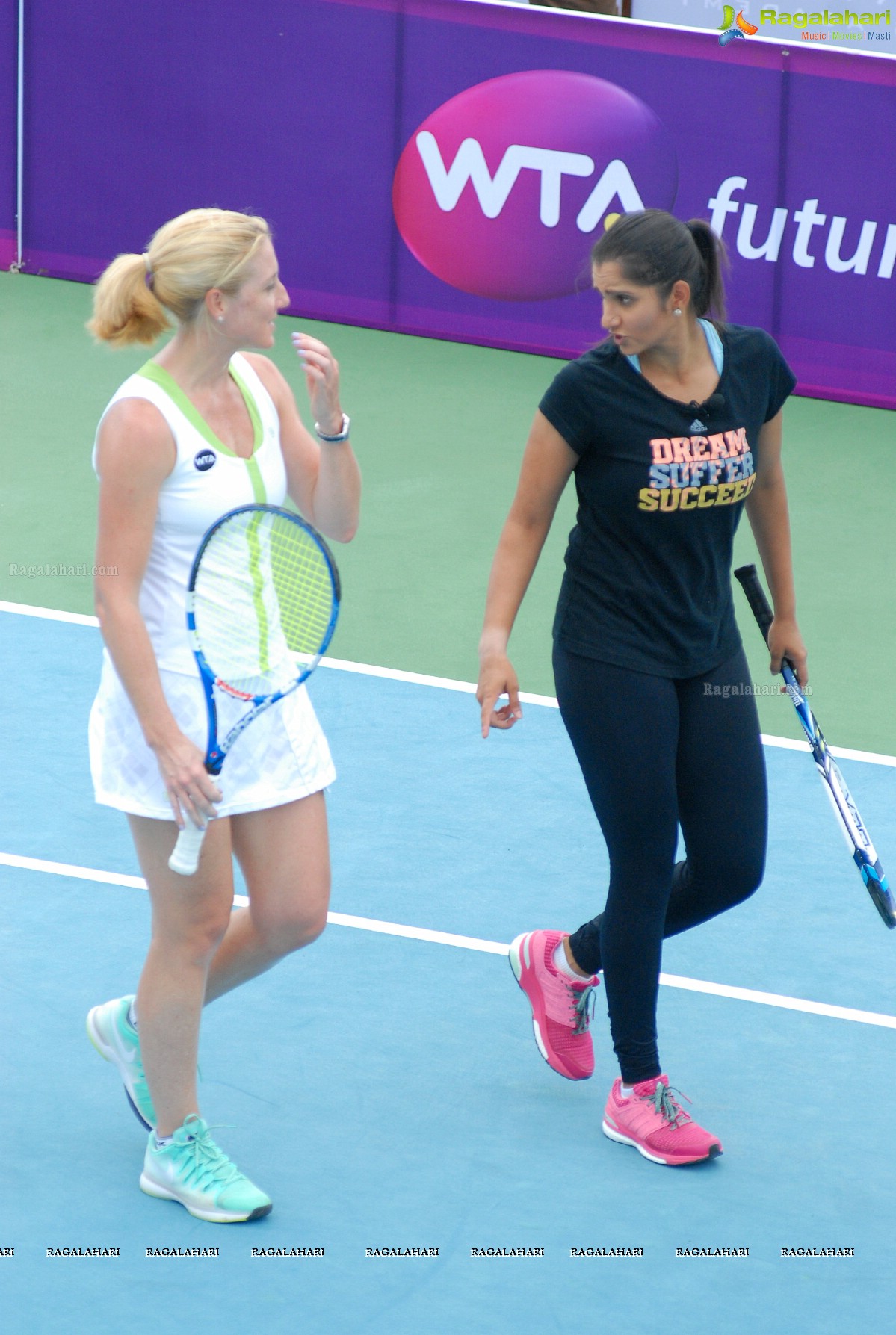 Sania Mirza-Martina Navratilova at WTA - The 'Future Stars Masterclass, Hyderabad