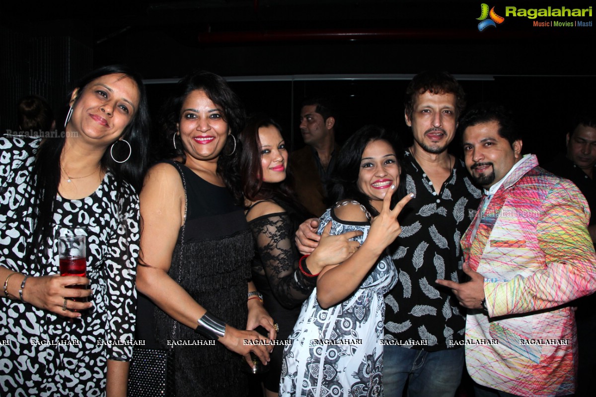 Shazia Bakal Shariff Birthday Bash 2015 at Liquids, Hyderabad