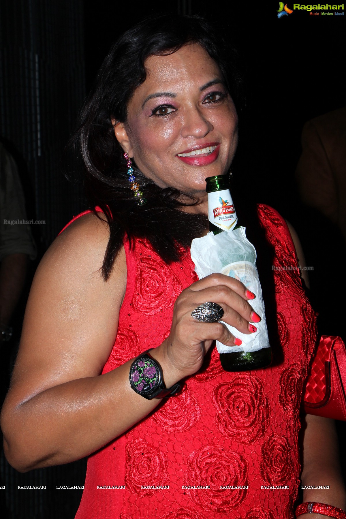 Shazia Bakal Shariff Birthday Bash 2015 at Liquids, Hyderabad
