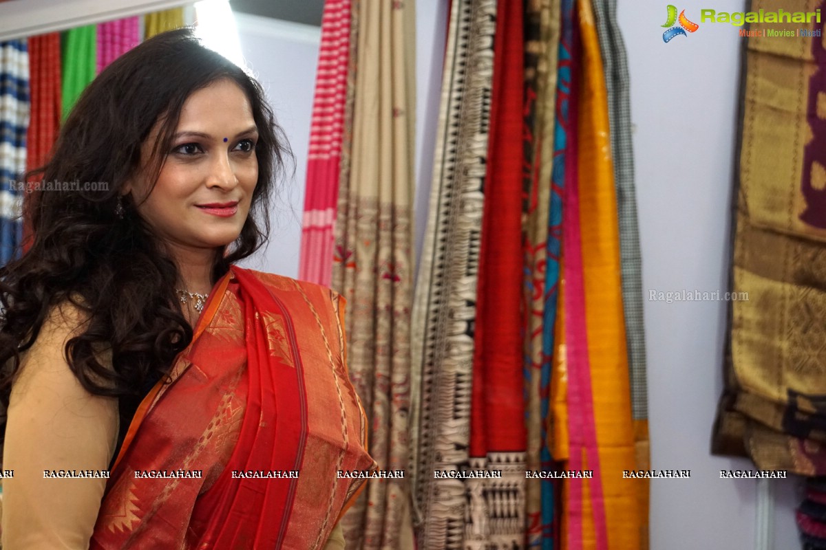 Bina Mehta launches Silk India Expo at Shilpakala Vedika, Hyderabad