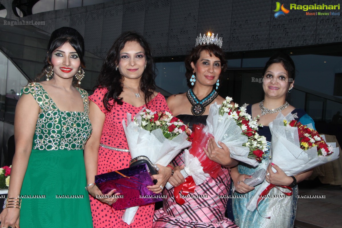 Stylish Divas Fashion Walk at The Park, Hyderabad