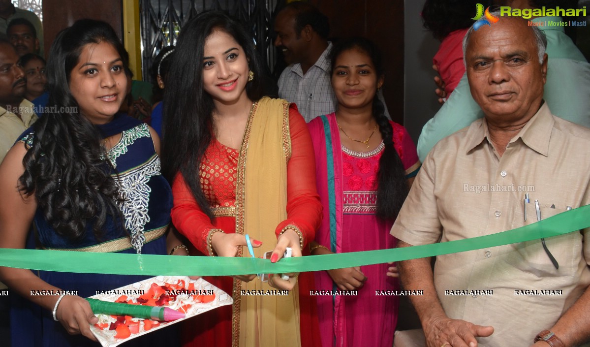 Swathi Deekshith launches Schwarzkopf Professional 1st Unisex Salon & Beauty Studio at Vijayawada