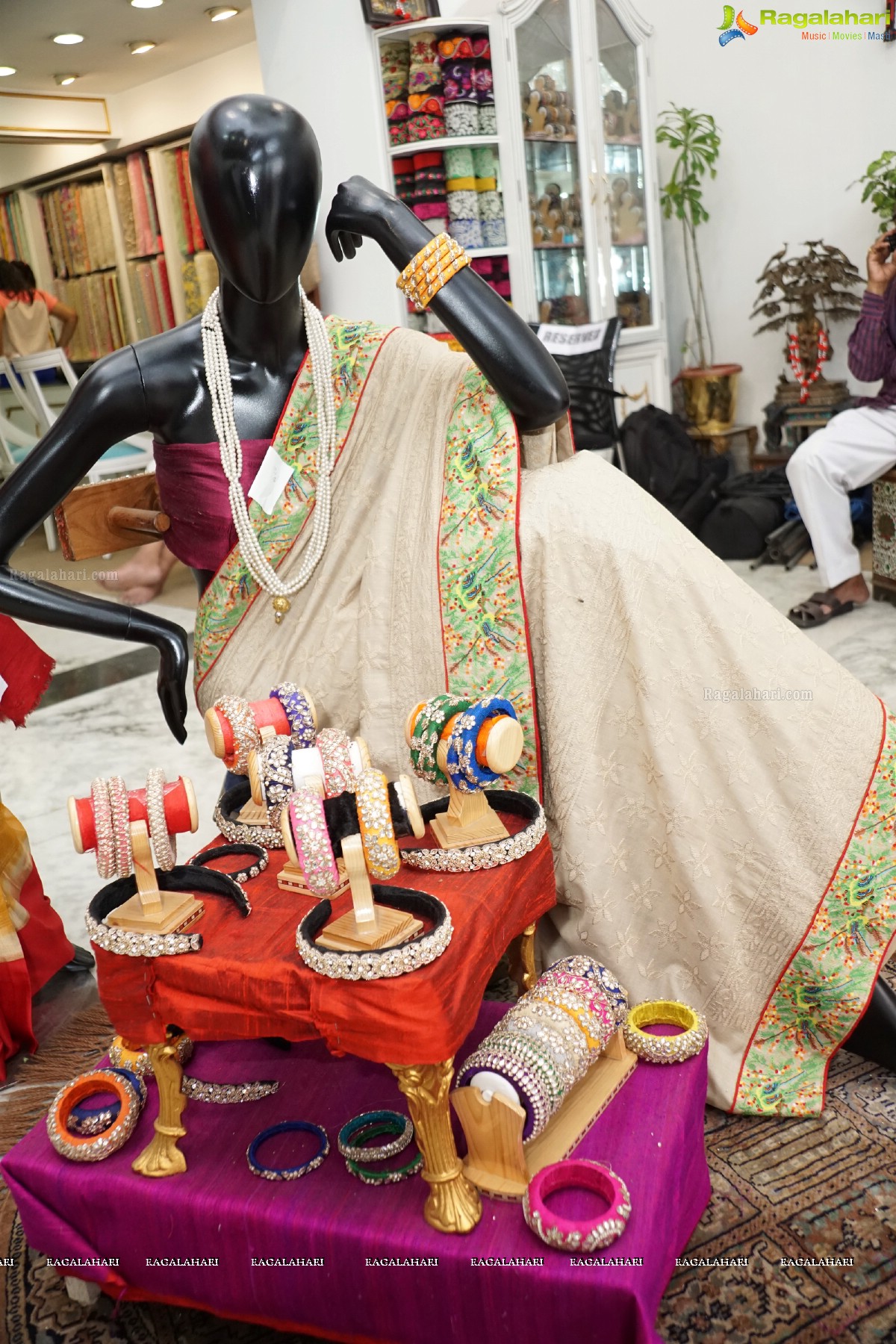 Designer Usha Raghunathan launches her latest Collection at Singhanias, Hyderabad