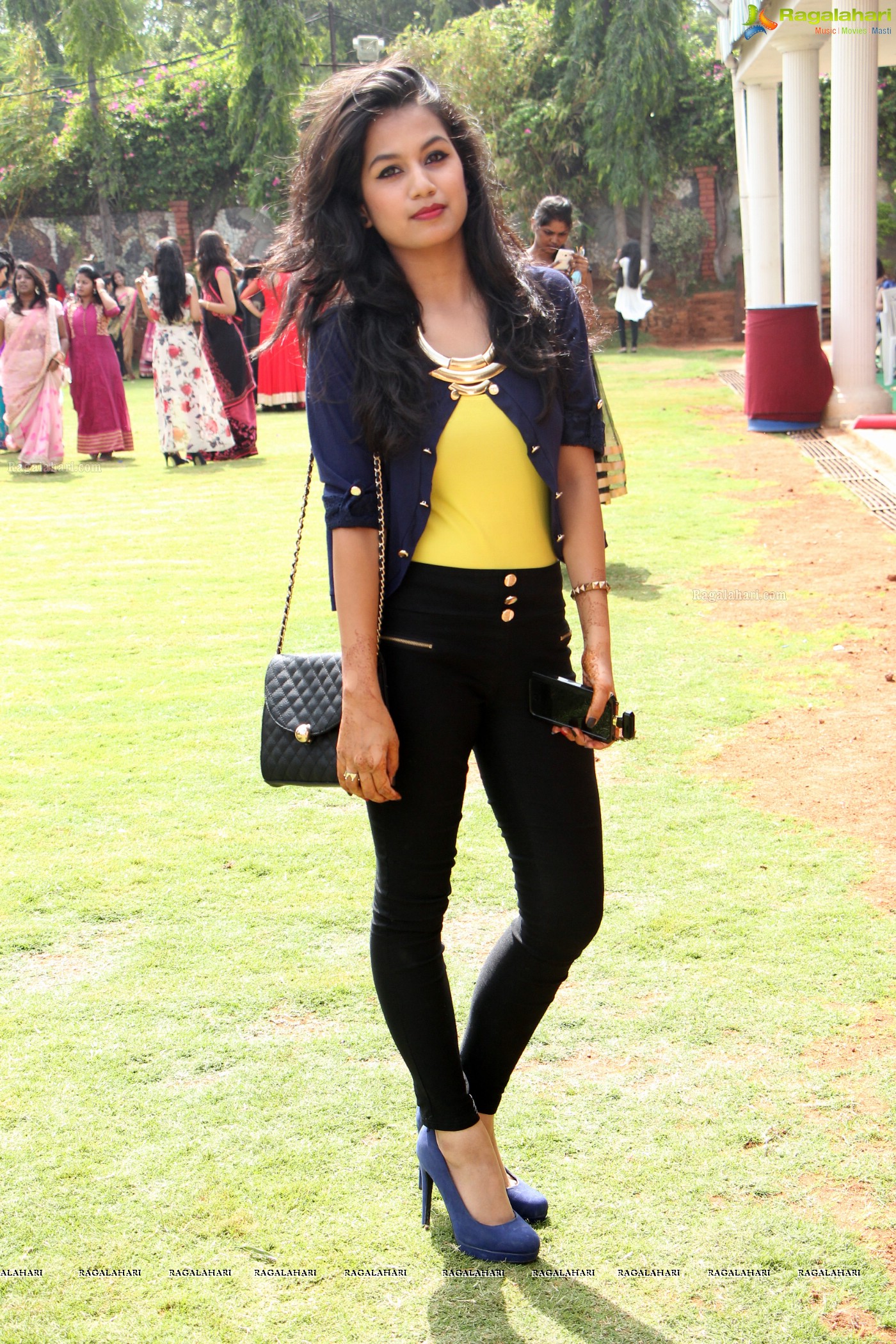 Villa Marie Degree College for Women Freshers Party 2015 at Bantia Garden, Hyderabad