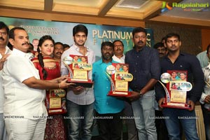 Nee Jathaleka Platinum Disc