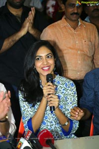 Pelli Choopulu Premiere Show