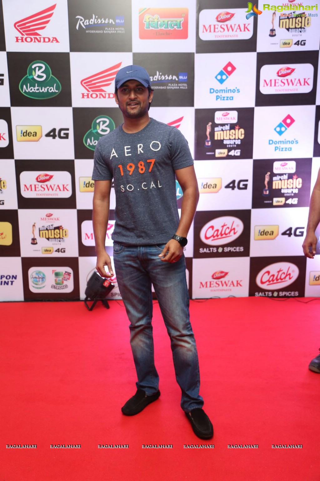 Celebrities at Mirchi Music Awards South 2015 (Set 1)