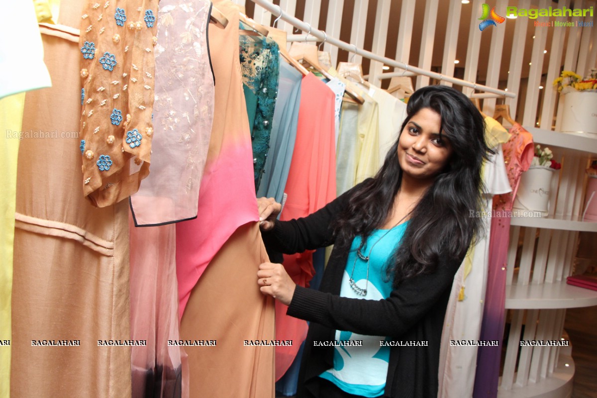 Fashion Collection Showcase by Nishankh Sainani, RaniPink Studio, Vedika Jhunjhunwala and Esha Sethi Thirani at Angasutra, Hyderabad