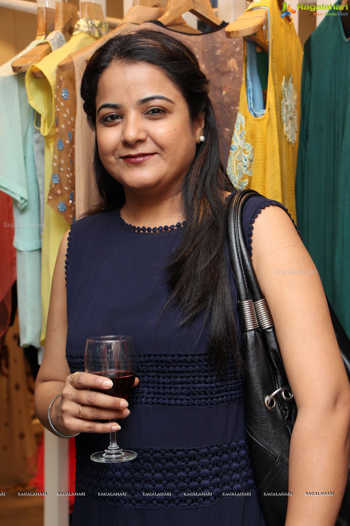 Fashion Collection Showcase by Nishankh Sainani, RaniPink Studio, Vedika Jhunjhunwala and Esha Sethi Thirani at Angasutra, Hyderabad