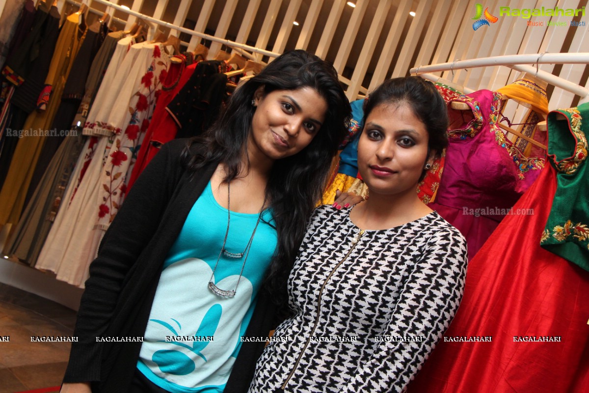 Fashion Collection Showcase by Nishankh Sainani, RaniPink Studio, Vedika Jhunjhunwala and Esha Sethi Thirani at Angasutra, Hyderabad