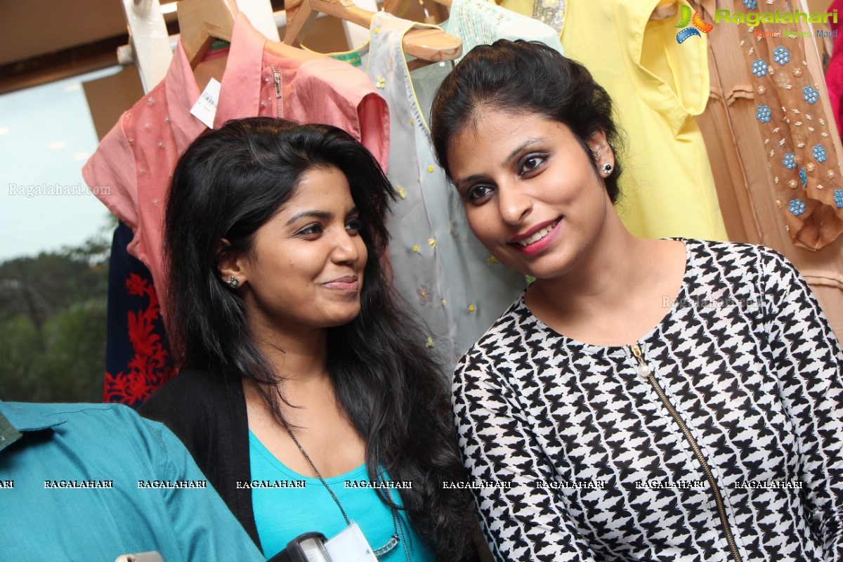 Fashion Collection Showcase by Nishankh Sainani, RaniPink Studio, Vedika Jhunjhunwala and Esha Sethi Thirani at Angasutra, Hyderabad