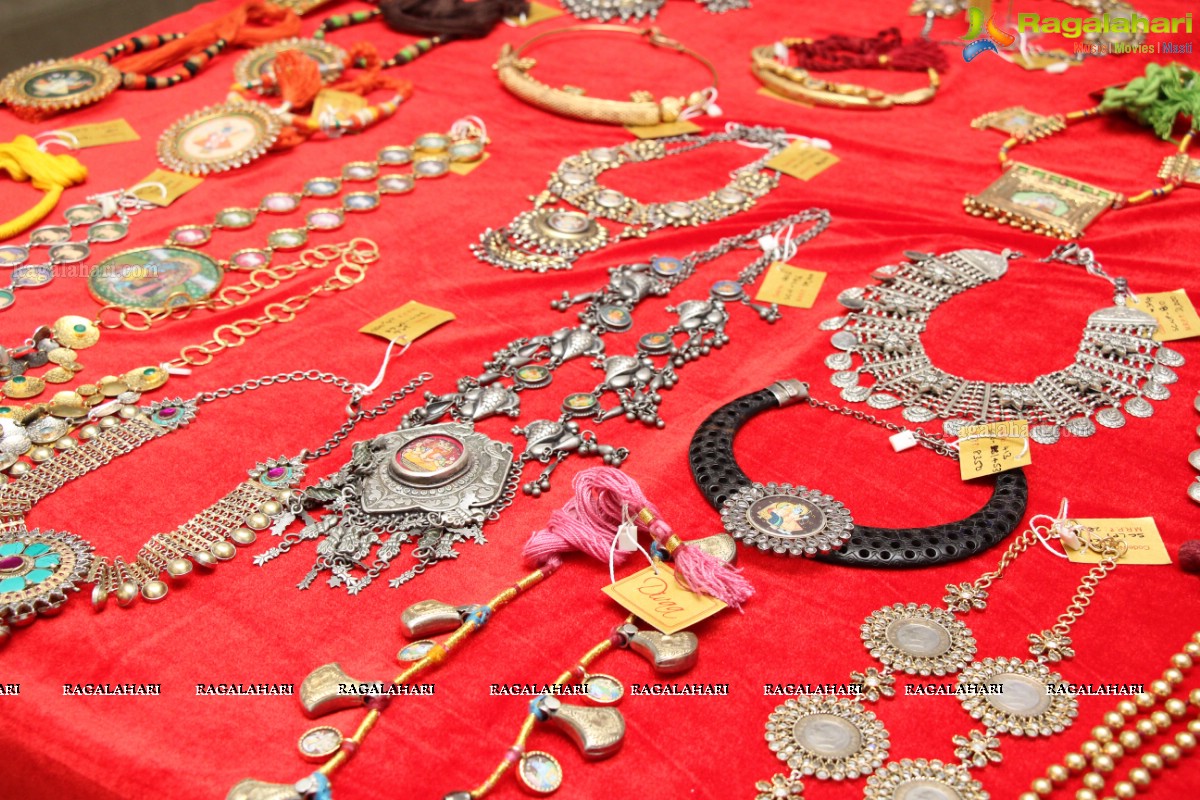 Jewellery Exhibition by Bela Mody, Sarika Jajoo and Nileema Bung