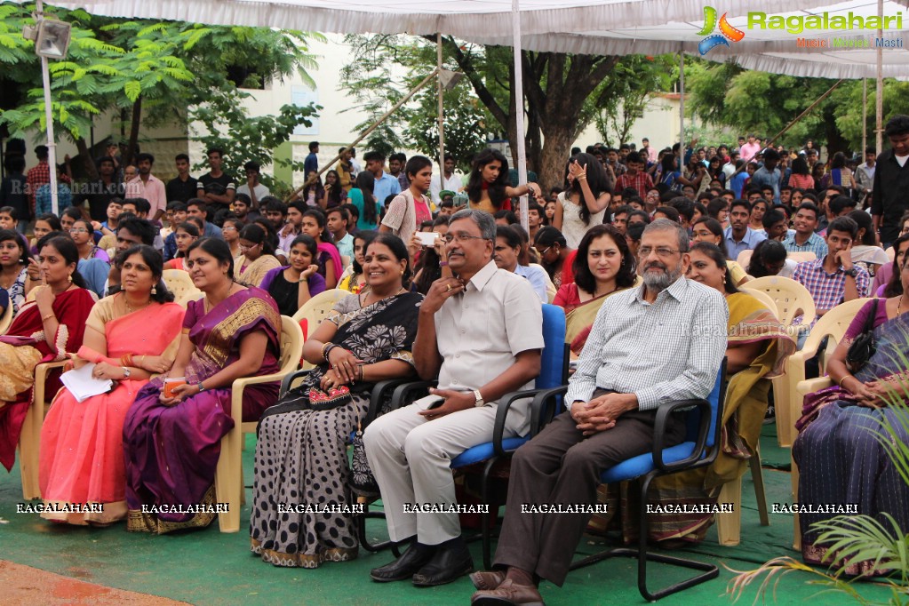 Aloha - Time to Party - Fresher's Day Celebrations at Bhavan's Vivekananda College, Hyderabad