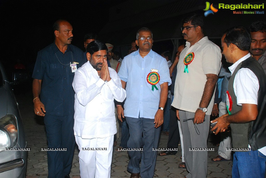 The Dream Bull Show in Hyderabad