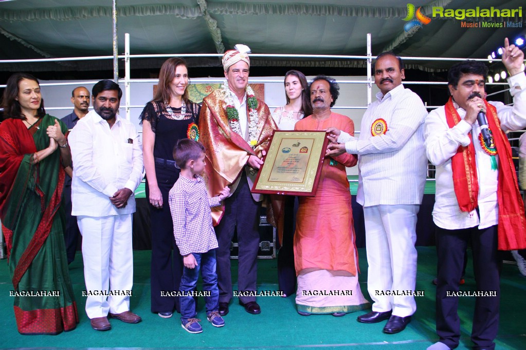 The Dream Bull Show in Hyderabad