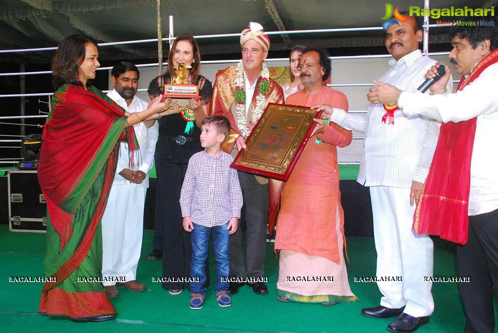 The Dream Bull Show in Hyderabad