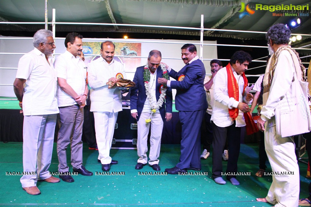 The Dream Bull Show in Hyderabad