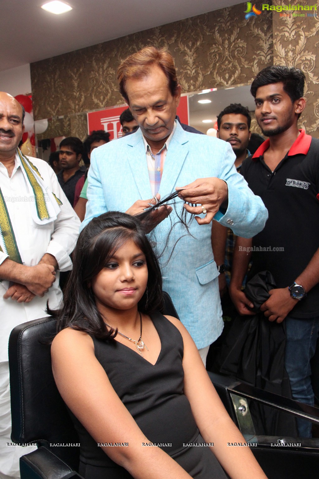 Ashwini and Bithiri Sathi launches Habibs Hair & Beauty Salon at Kothapet, Hyderabad