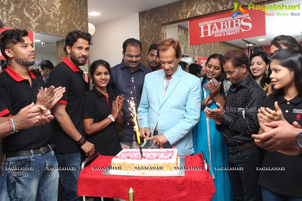 Ashwini and Bithiri Sathi launches Habibs Hair & Beauty Salon at Kothapet, Hyderabad