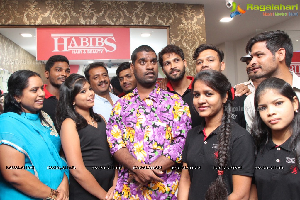 Ashwini and Bithiri Sathi launches Habibs Hair & Beauty Salon at Kothapet, Hyderabad