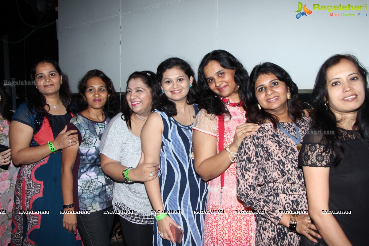 Harish-Hema Maheswari 22nd Anniversary Celebrations at Air Lounge