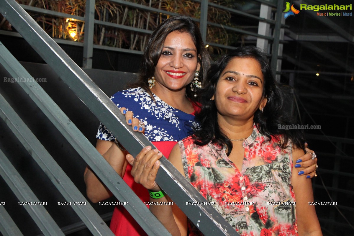 Harish-Hema Maheswari 22nd Anniversary Celebrations at Air Lounge