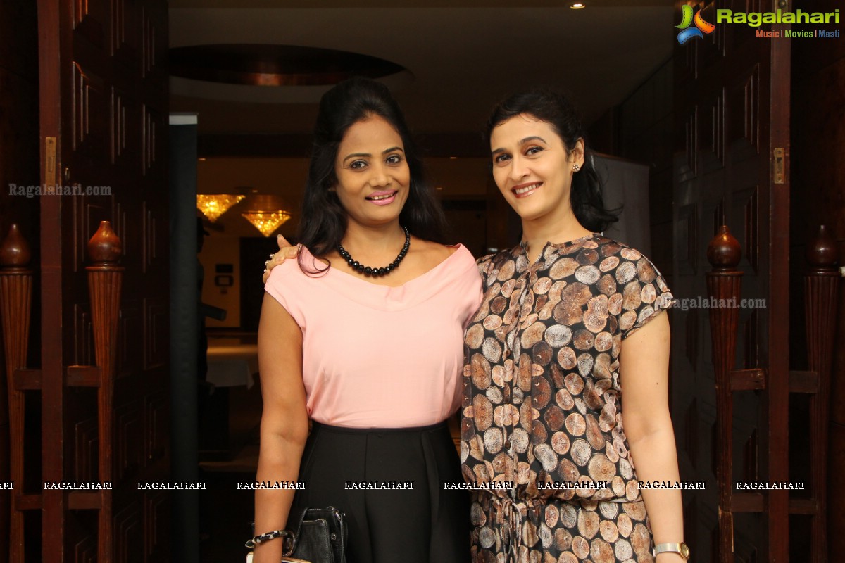 Jedeye Gem - Pinky Reddy launches Jewellery Collection by Sonali Sharma, Bharti Jain and Sheetal Shah at Taj Krishna