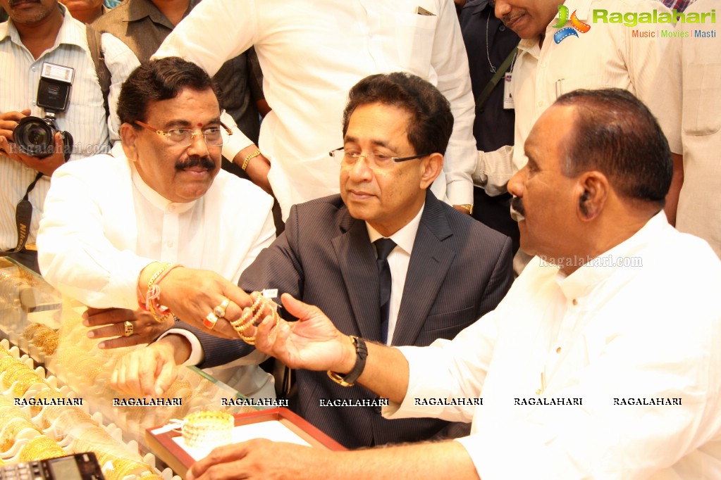 Joyalukkas inaugurates Hyderabad’s Biggest Jewellery Showroom in Punjagutta