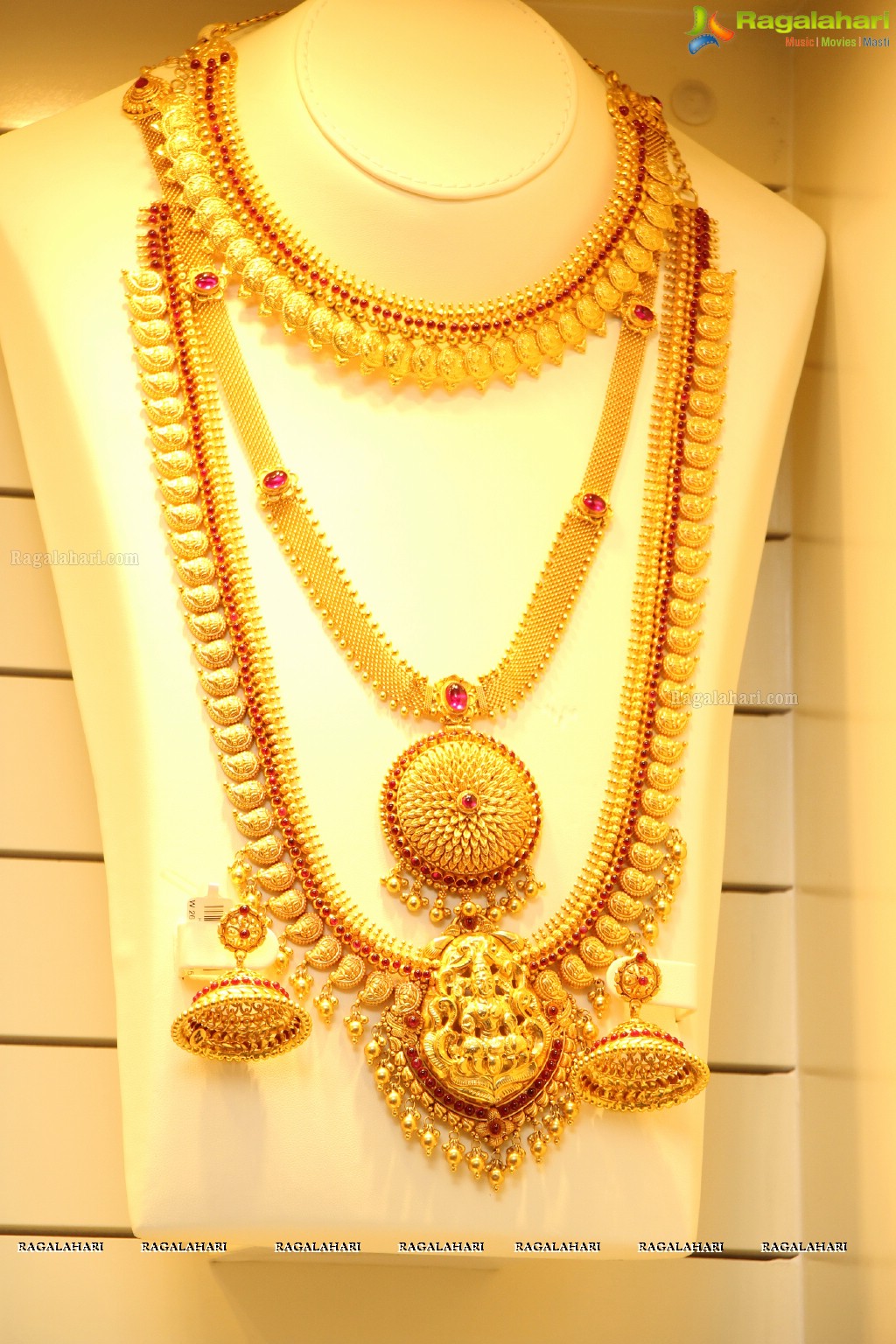 Joyalukkas inaugurates Hyderabad’s Biggest Jewellery Showroom in Punjagutta