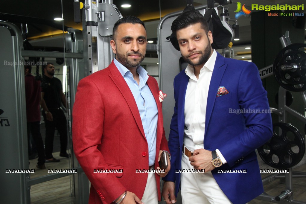 Namrata Shirodkar launches Kris Gethin's Gym at Kothapet, Hyderabad