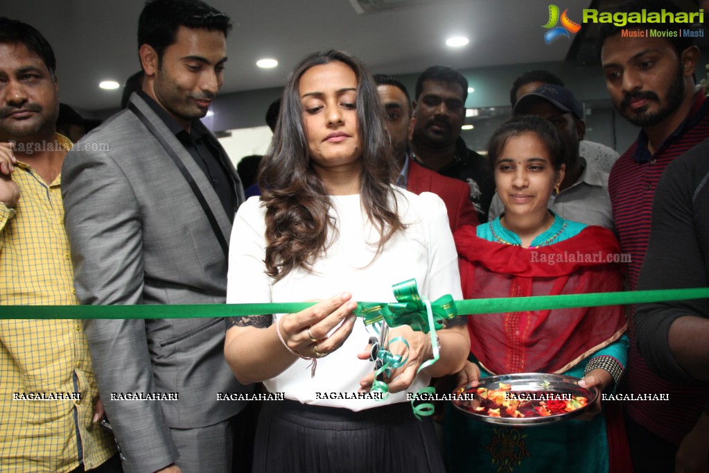 Namrata Shirodkar launches Kris Gethin's Gym at Kothapet, Hyderabad