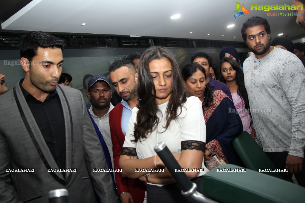 Namrata Shirodkar launches Kris Gethin's Gym at Kothapet, Hyderabad