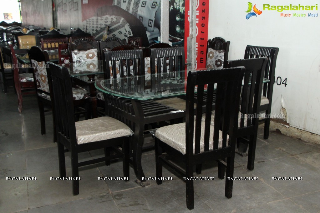 Sony Charishta launches Special Furniture at Lepakshi Furniture and Interiors